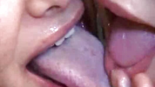 Dühös hármasban forró csajok és popsi anya fia porno videok a szájába
